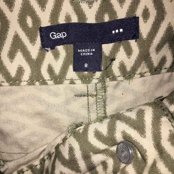 Gap women’s skirt - Picture 4 of 4